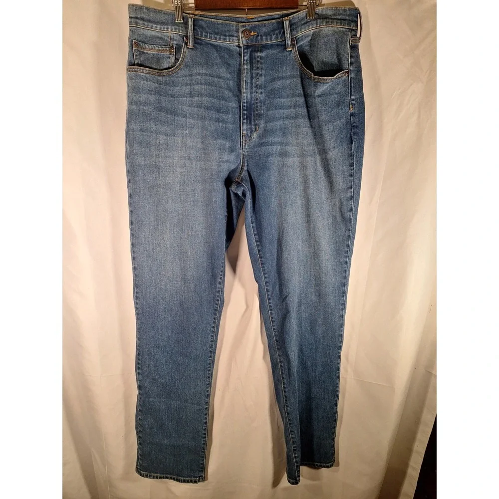 Mens Medium Wash Straight Leg Denim Jeans Blue Casual Workwear Pants 324560R